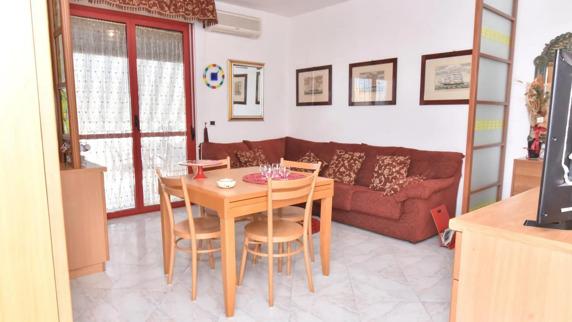 Vista Mare Red Corallo Elegance ألغيرو إيطاليا